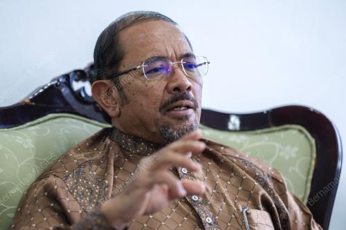 DATUK SERI MUSTAFAR ALI