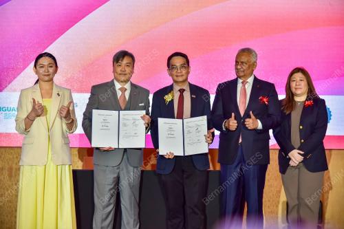 DATUK DR RADZALI HASSAN