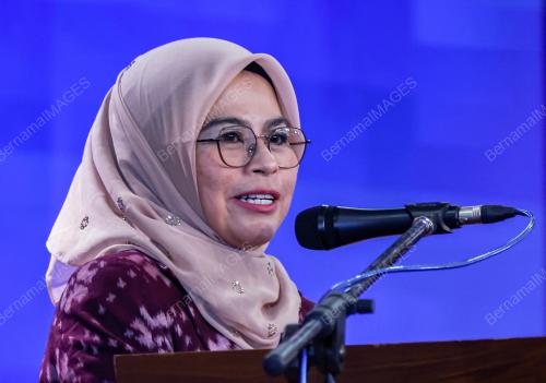 DATUK SERI DR NORAINI AHMAD