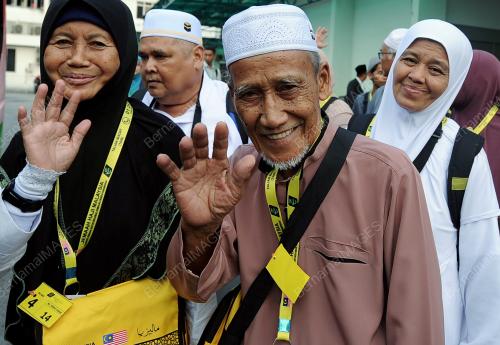 KL44_24072017_HAJI_BN201707210619