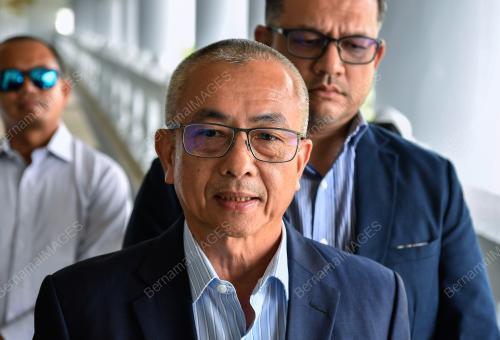 DATUK ROZMAN ISLI