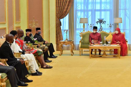 AL-SULTAN ABDULLAH RI'AYATUDDIN AL-MUSTAFA BILLAH SHAH