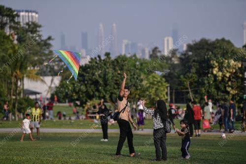 LAYANG LAYANG METROPOLITAN KEPONG