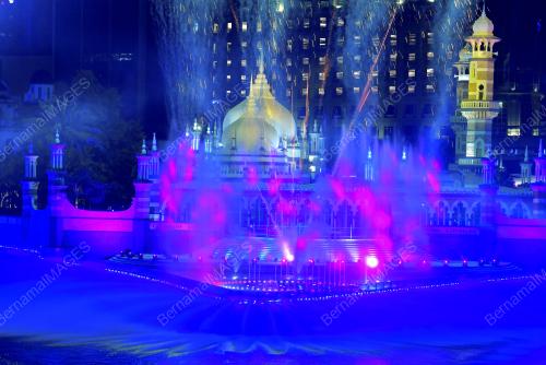 KL44_28082017_KOLAM_BIRU