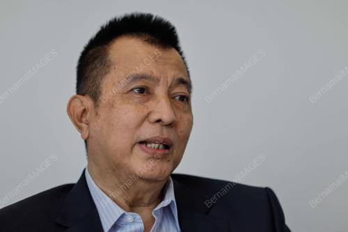 DR ABANG AZHARI HADARI