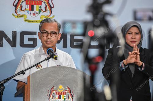 DATUK FAHMI FADZIL