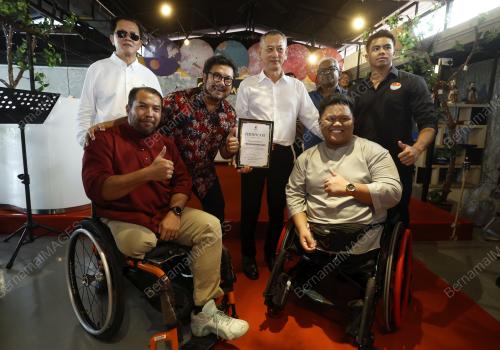 DATUK SERI MEGAT D SHAHRIMAN ZAHARUDIN