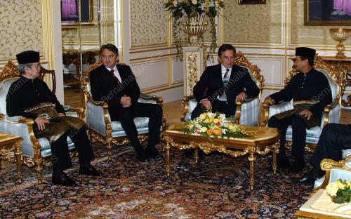 TUANKU MIZAN ZAINAL ABIDIN