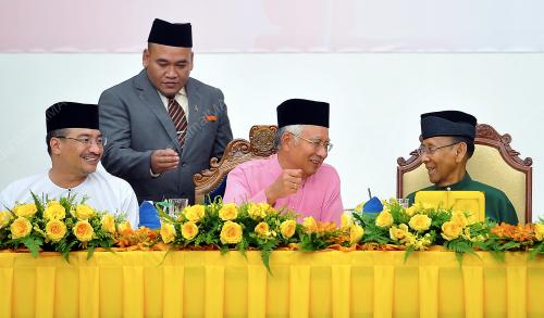 KL44_30072013_AGONG_TAHLIL