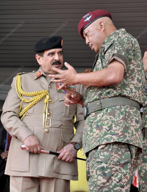 KL45_01052017_RAJA_BAHRAIN