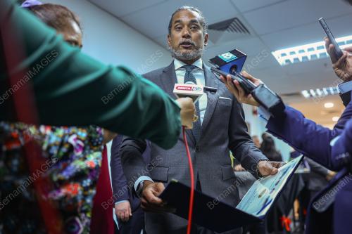 KHAIRY JAMALUDDIN