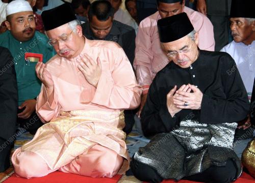 MOHD NAJIB TUN ABDUL RAZAK