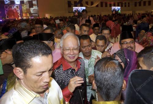 KL45_04082015_PM_RAYA