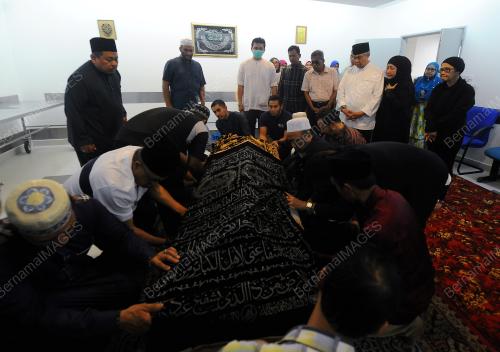 KL45_04102017_JENAZAH