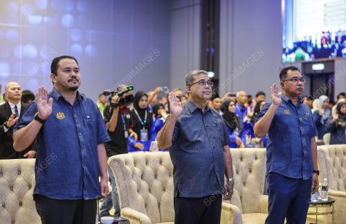 DATUK AARON AGO DAGANG