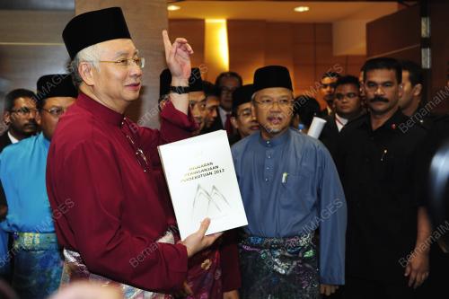 MOHD NAJIB TUN ABDUL RAZAK