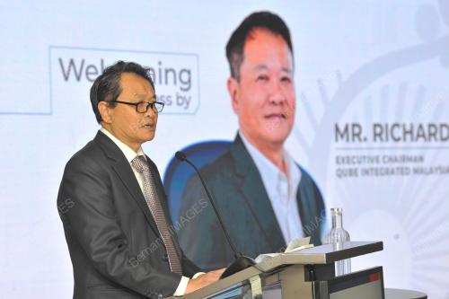 RICHARD TEO