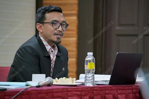 PROF MADYA DR MUHAMMAD IRWAN ARIFFIN