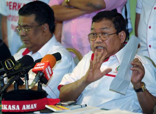 DATUK IBRAHIM ALI