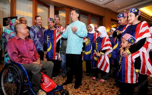 KL45_09102015_MAKPEM