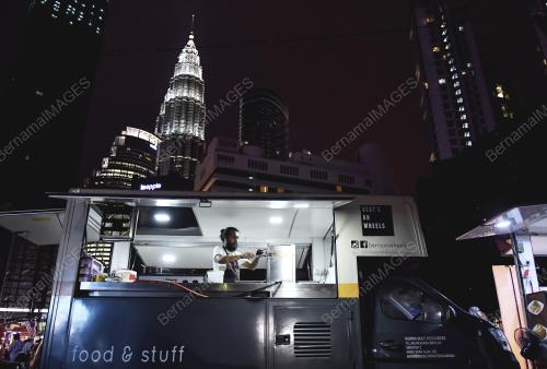 KL45_09102017_TRAK_MAKANAN