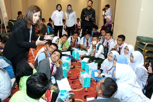 KL45_12092014_PETRONAS