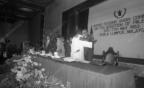 KL45_13012015_PERSIDANGAN_PALESTIN