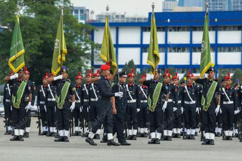 DATUK MAZLAN MANSOR