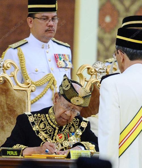 AGONG KE 14