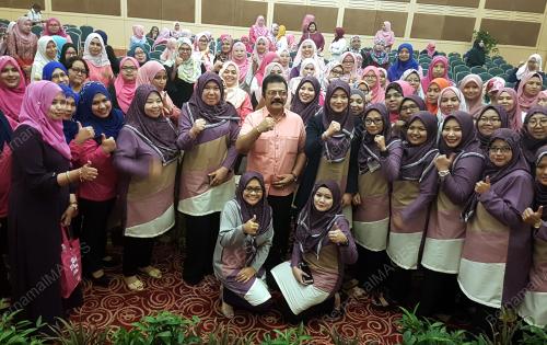 KL45_14102017_PUTERI_UMNO