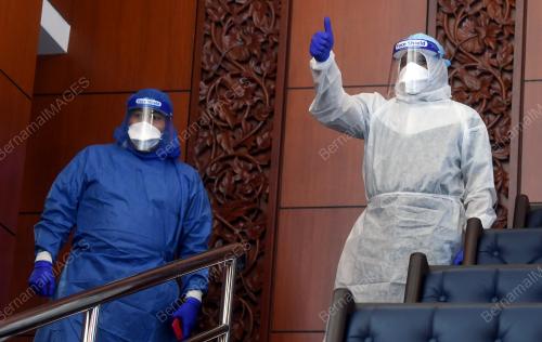 PERSIDANGAN PARLIMEN PENGGAL KETIGA