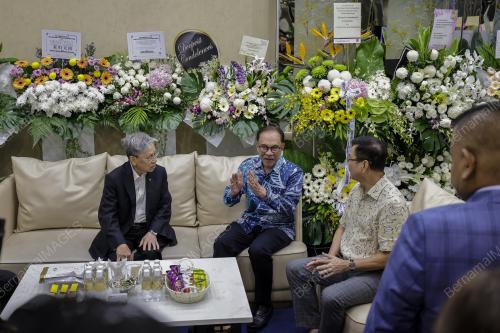 DATUK SERI ANWAR IBRAHIM