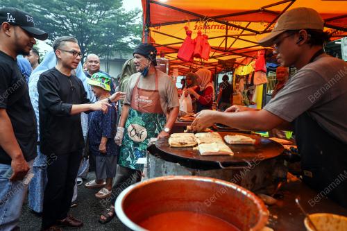 DATUK FAHMI FADZIL
