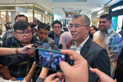 TENGKU DATUK SERI ZAFRUL TENGKU ABDUL AZIZ