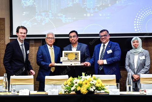 DATUK HAIRIL YAHRI YAACOB