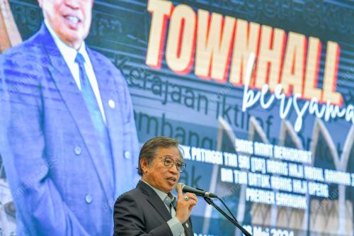 TAN SRI ABANG JOHARI TUN OPENG