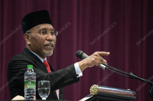 DATUK IDRIS AHMAD