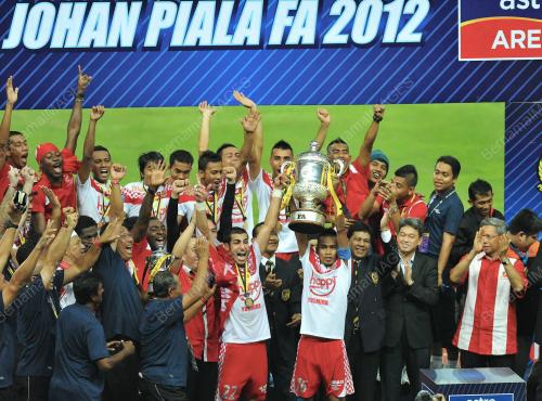 KL45_19052012_PIALA_FA