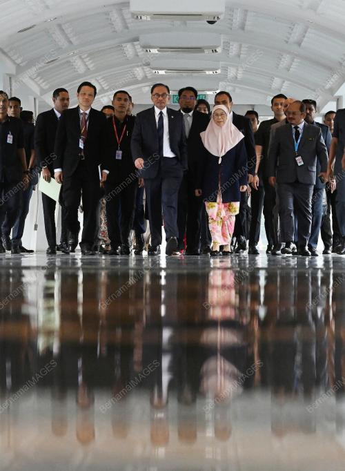 DATUK SERI ANWAR IBRAHIM