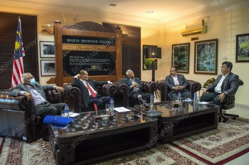 BUAL BICARA MINDA MAJLIS PROFESOR NEGARA