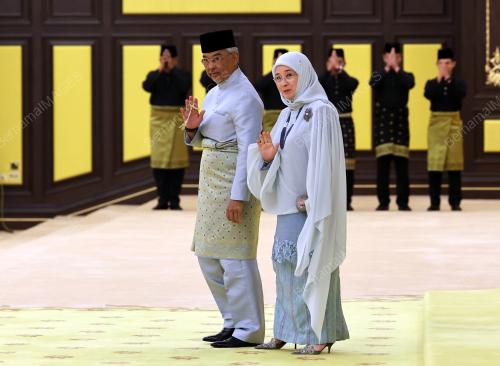 AL-SULTAN ABDULLAH RI'AYATUDDIN AL-MUSTAFA BILLAH SHAH