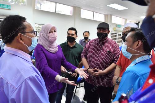 DATUK SERI RINA MOHD HARUN