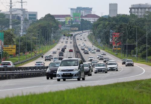 TINJAUAN ALIRAN TRAFIK BALIK RAYA