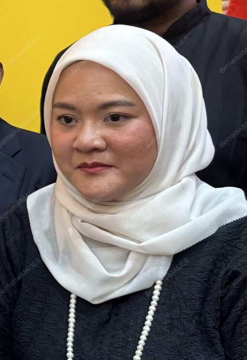 AINIE HAZIQAH SHAFII