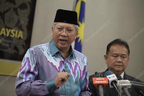 TAN SRI ANNUAR MUSA