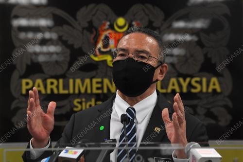 DATUK SERI HISHAMMUDDIN HUSSEIN