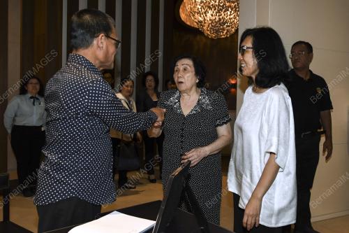 KL45_21102017_YTL_MBPAHANG_BN201710198868