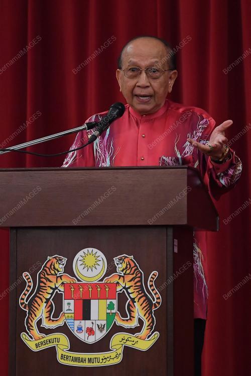 TAN SRI DR RAIS YATIM
