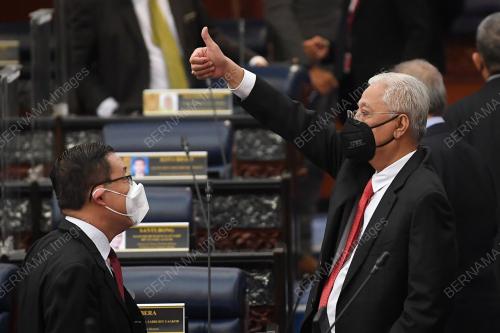 DATUK SERI ISMAIL SABRI YAAKOB