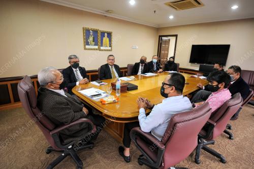 TAN SRI ANNUAR MUSA
